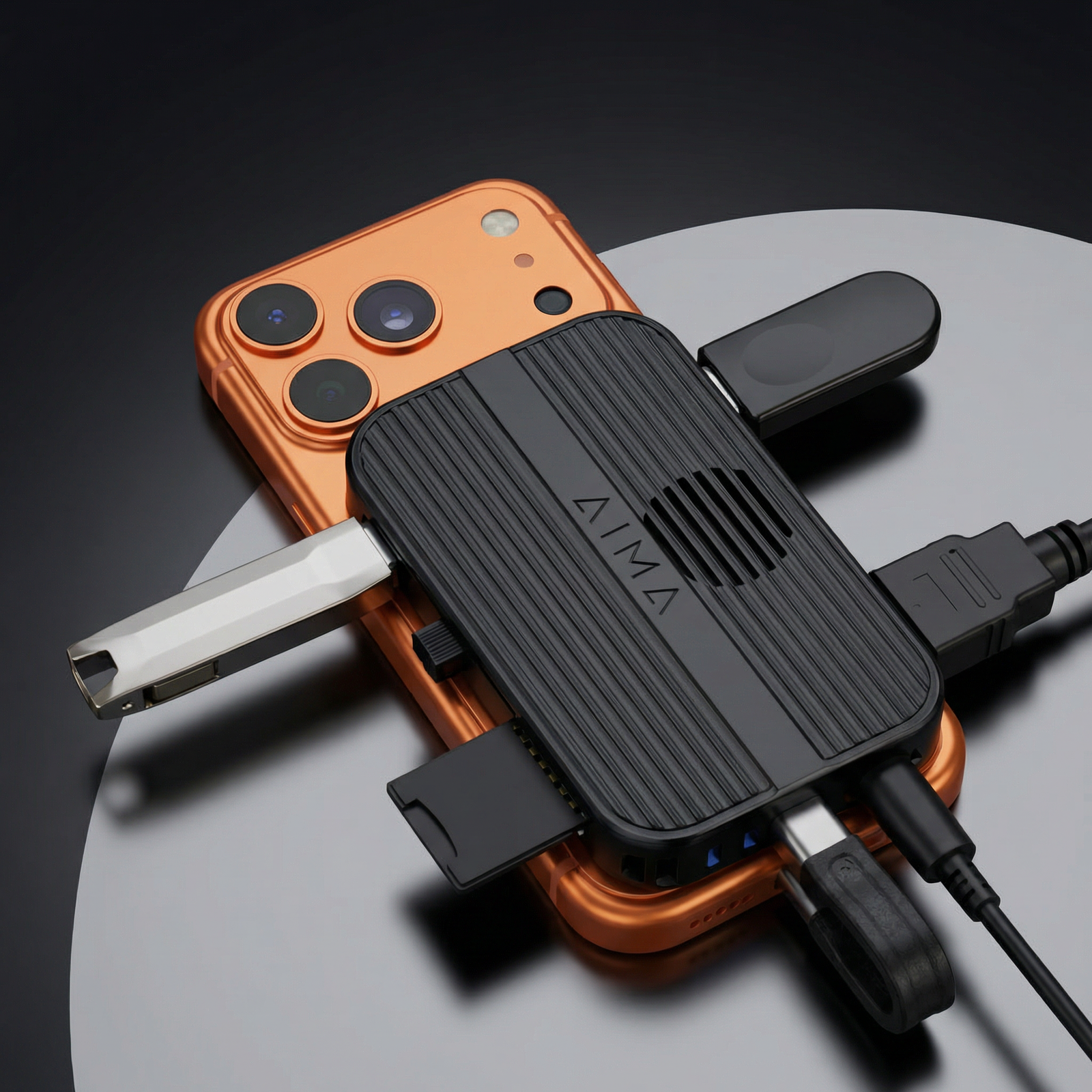 Dock magnético AIMA con SSD y puertos